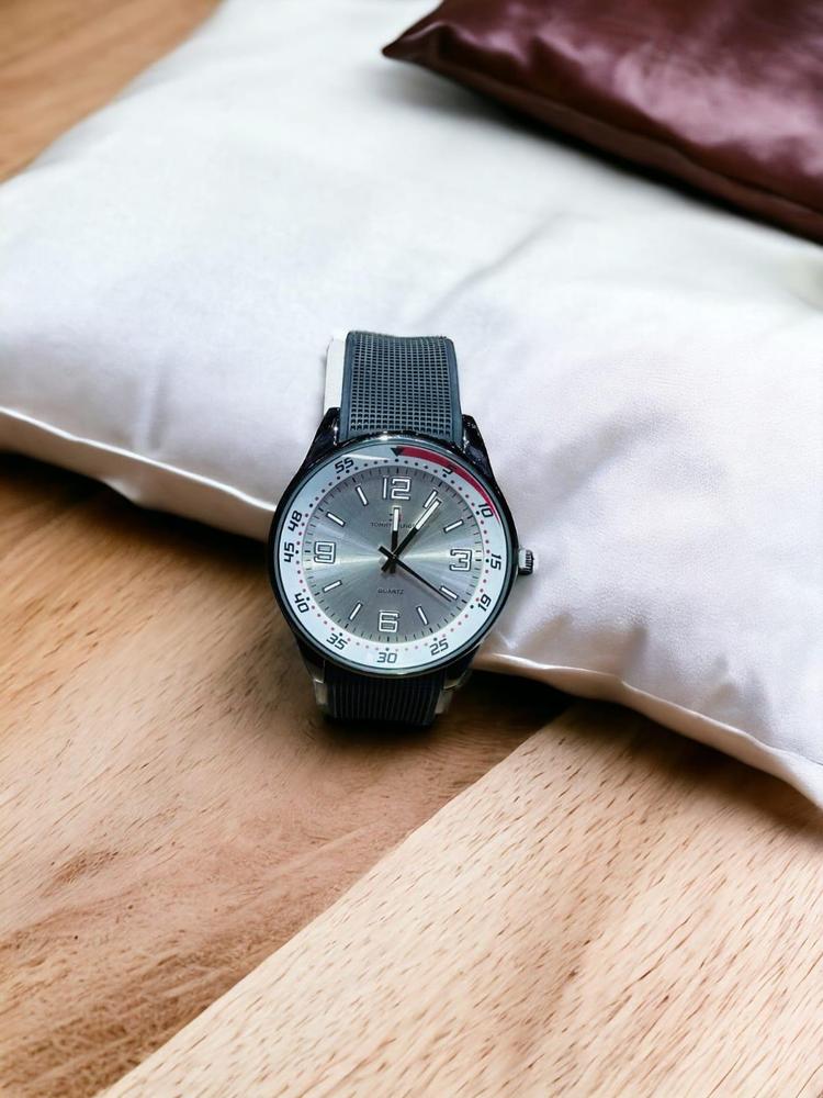 Men's Classic Analogue Watch